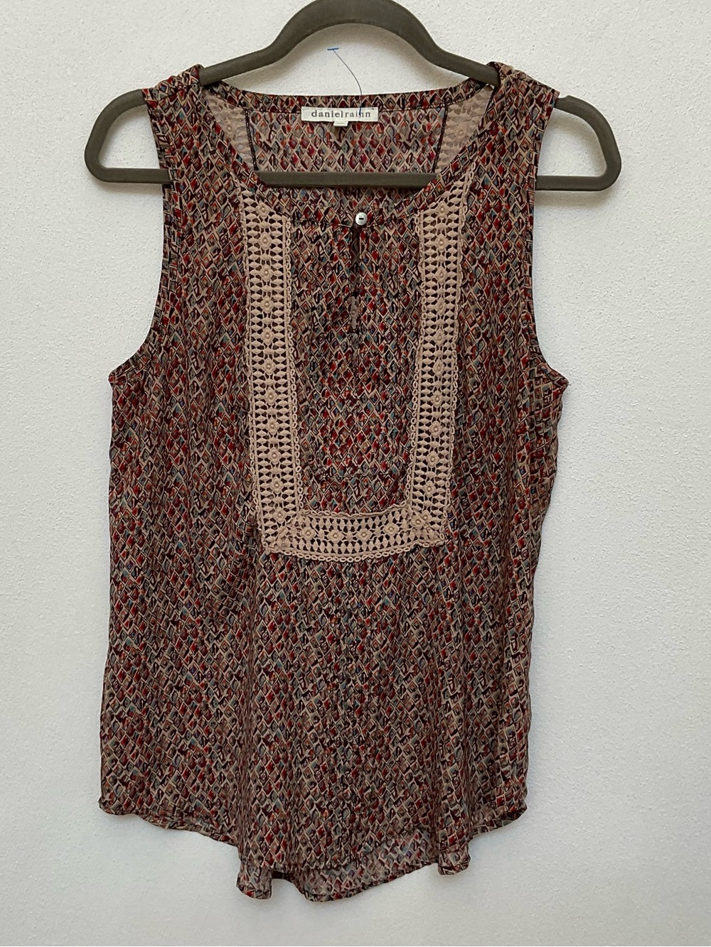 Daniel Rainn Brown, Red, Blue Geometric Print Sleeveless Top Crochet Trim Size M